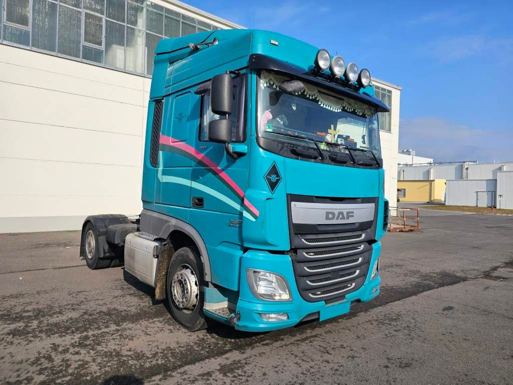 Fahrzeugabbildung DAF XF 410, Euro 6, Standklima