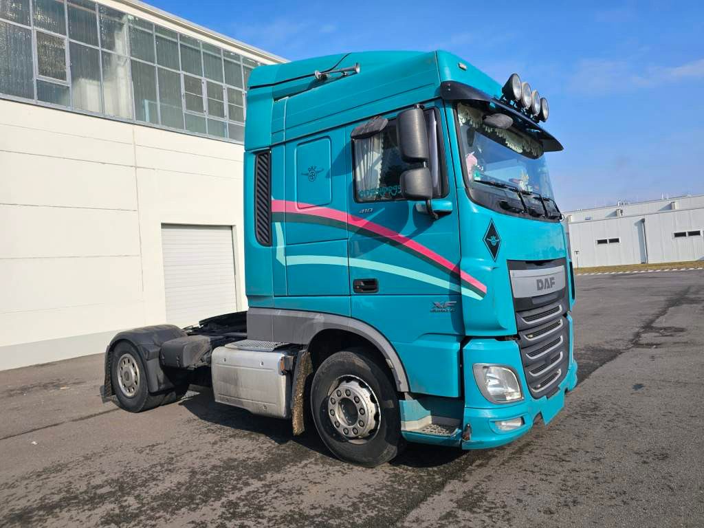 Fahrzeugabbildung DAF XF 410, Euro 6, Standklima