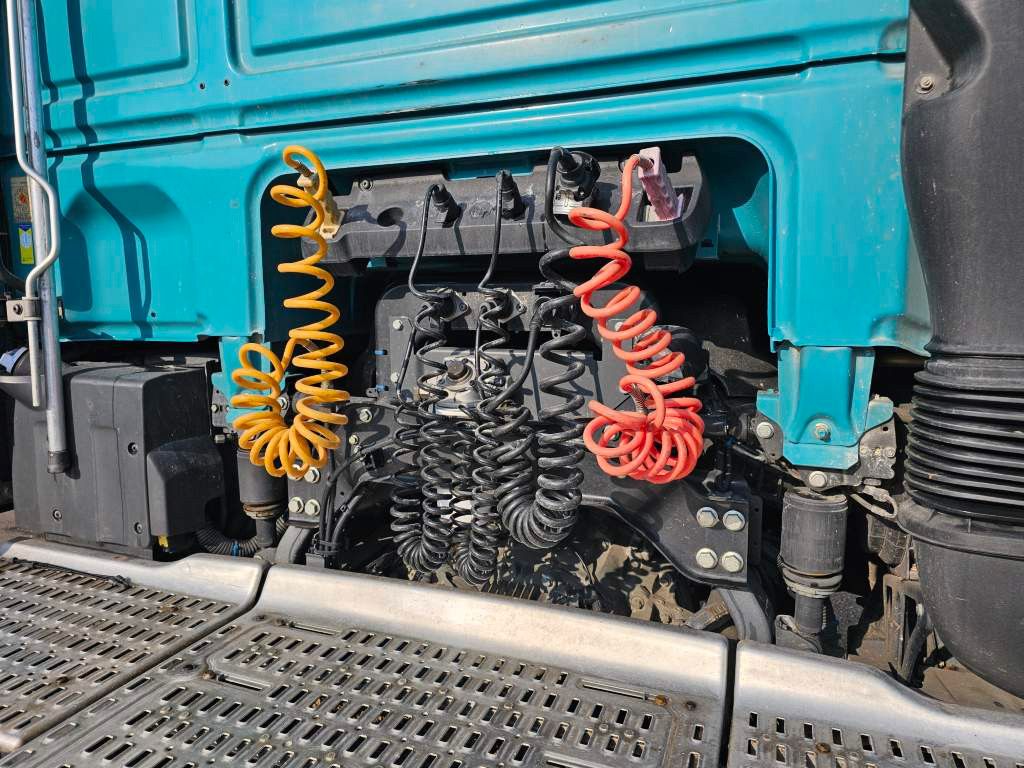 Fahrzeugabbildung DAF XF 410, Euro 6, Standklima