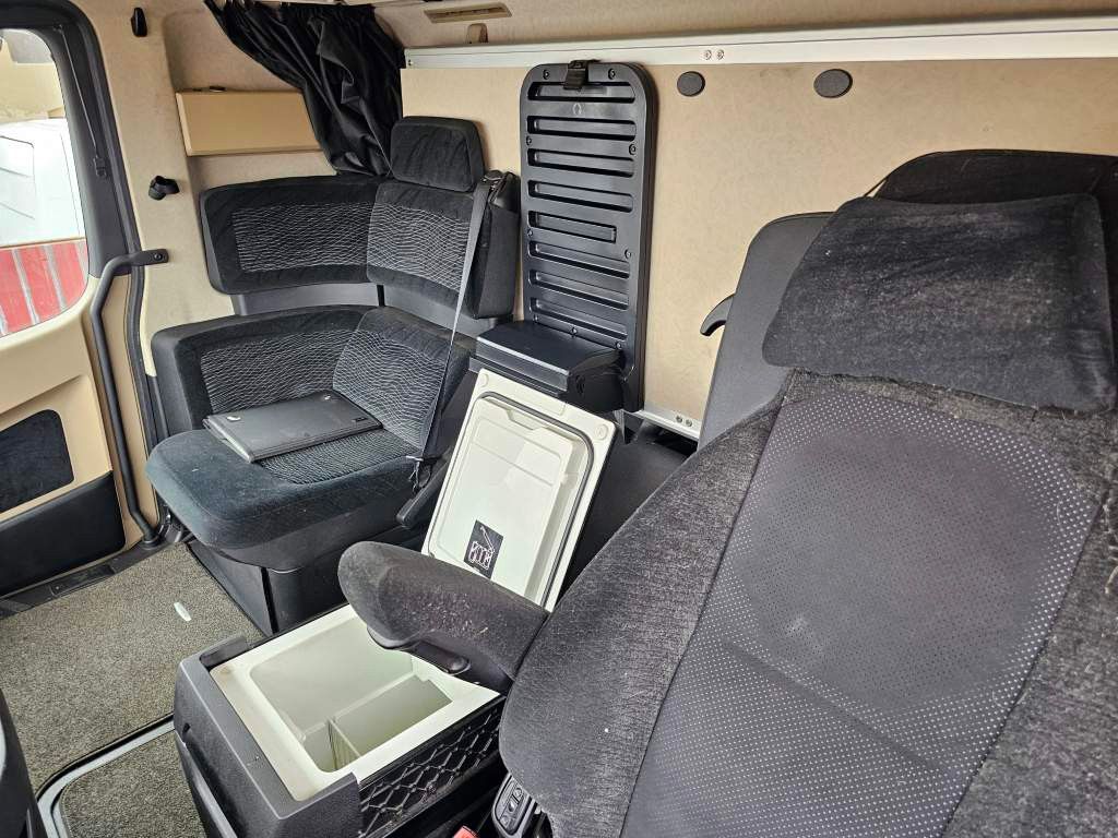 Fahrzeugabbildung Mercedes-Benz 1848 LL Giga Space, Retarder, Deutsches Fahrzeug
