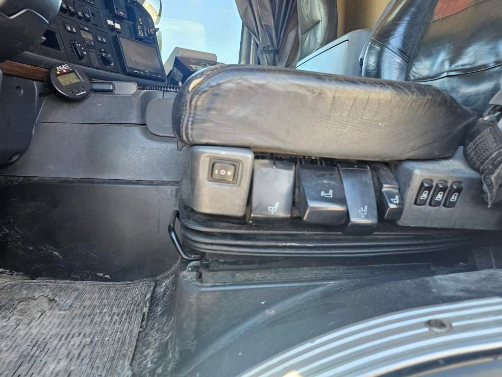 Fahrzeugabbildung Scania P 400, NTM 20 cbm, 1 Kammer, Retarder, Winde