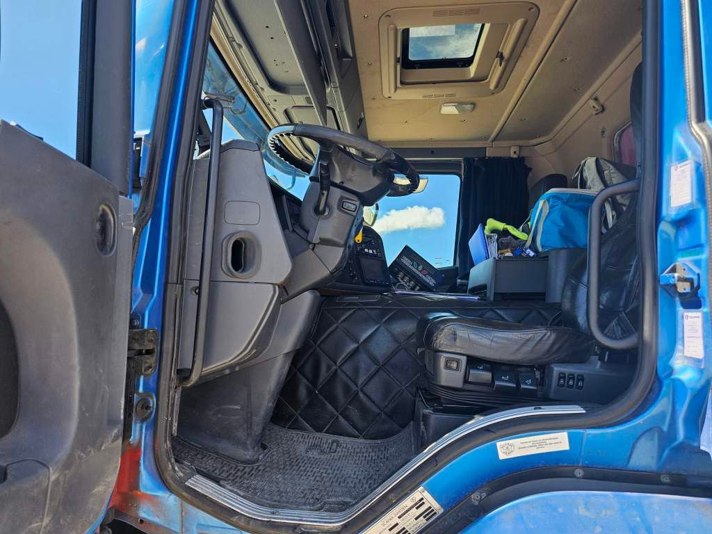 Fahrzeugabbildung Scania P 400, Retarder, Winde, NTM 20 cbm , Klima