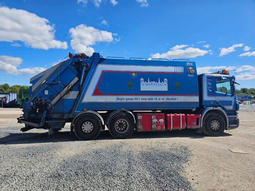 Fahrzeugabbildung Scania P 400, Retarder, Winde, NTM 20 cbm , Klima