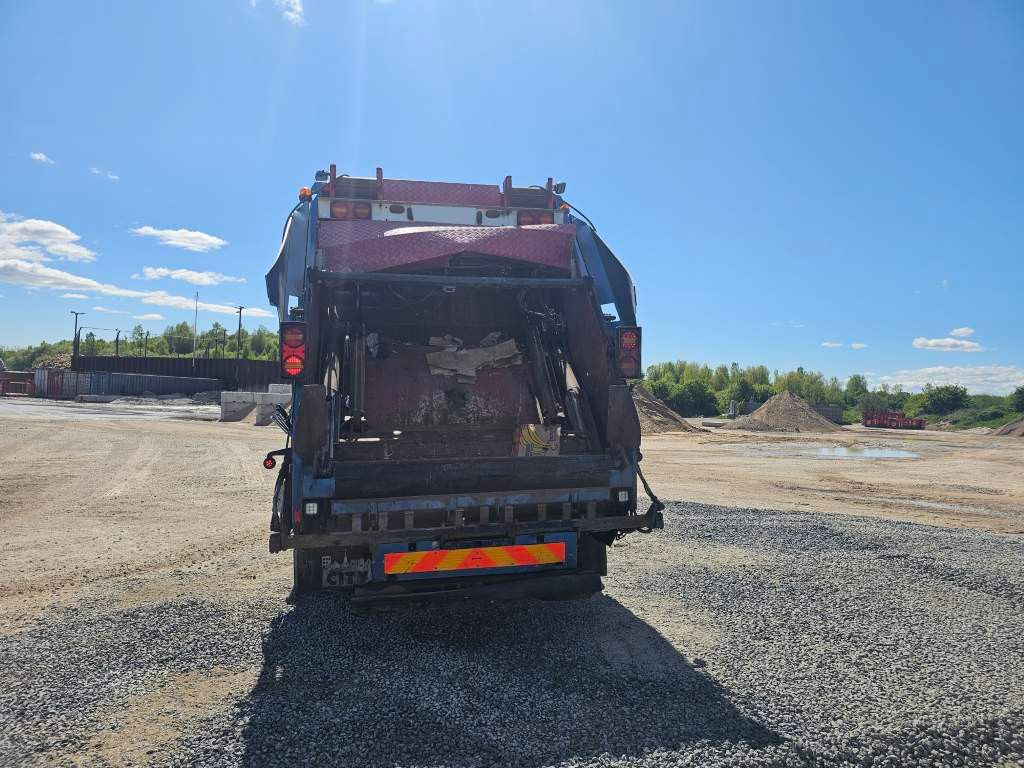 Fahrzeugabbildung Scania P 400, Retarder, Winde, NTM 20 cbm , Klima