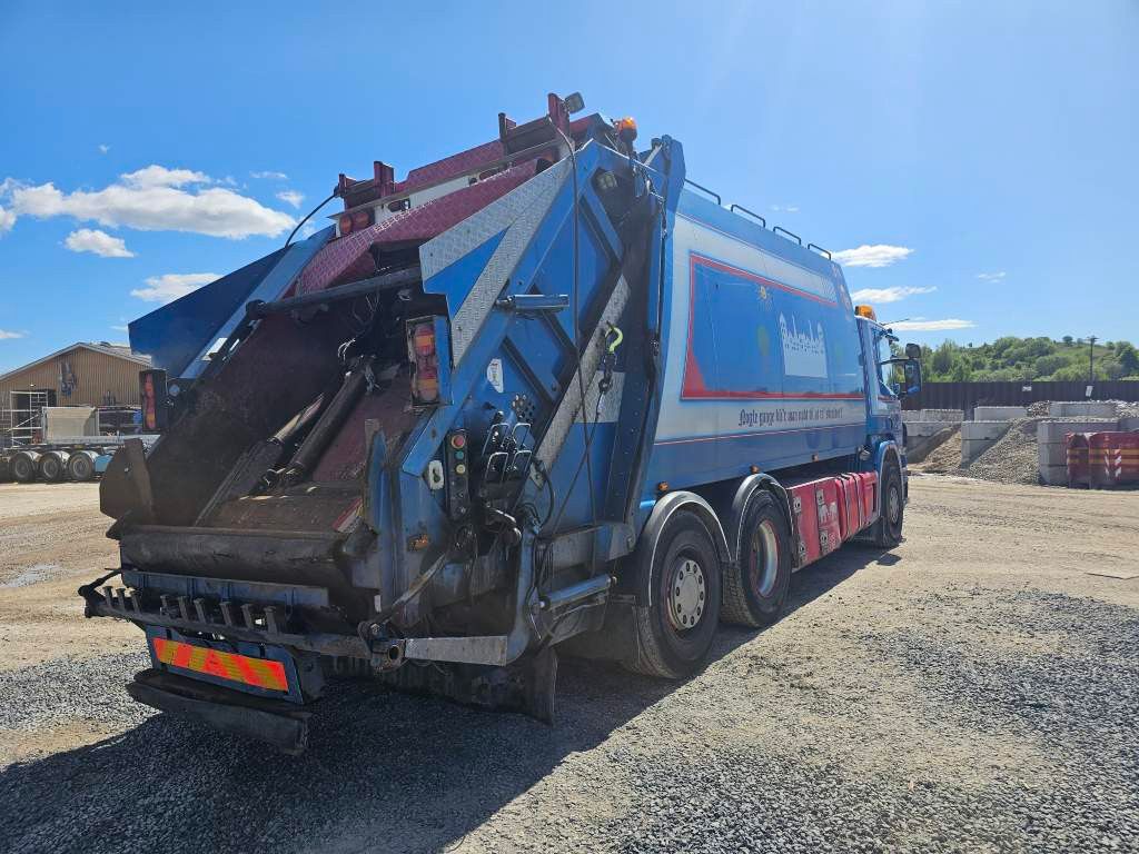 Fahrzeugabbildung Scania P 400, Retarder, Winde, NTM 20 cbm , Klima