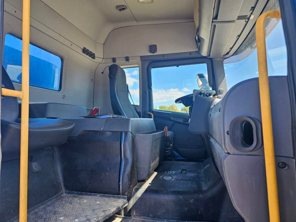 Fahrzeugabbildung Scania P 320 6x2, Box, Euro 6, Klima, L Haus, Ladebord