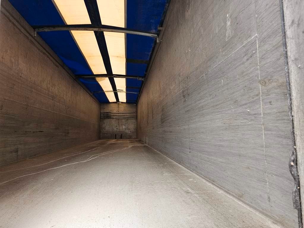 Fahrzeugabbildung Stas 80 cbm Getreidemulde, Pallettenbreit