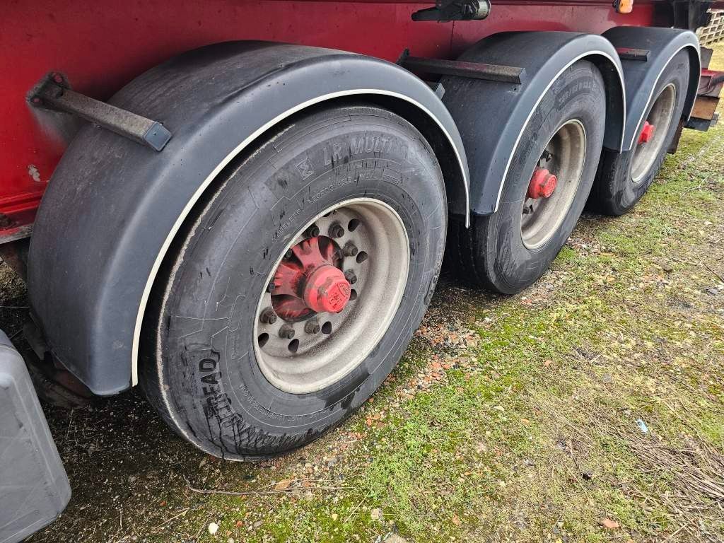 Fahrzeugabbildung Stas 80 cbm Getreidemulde, Pallettenbreit