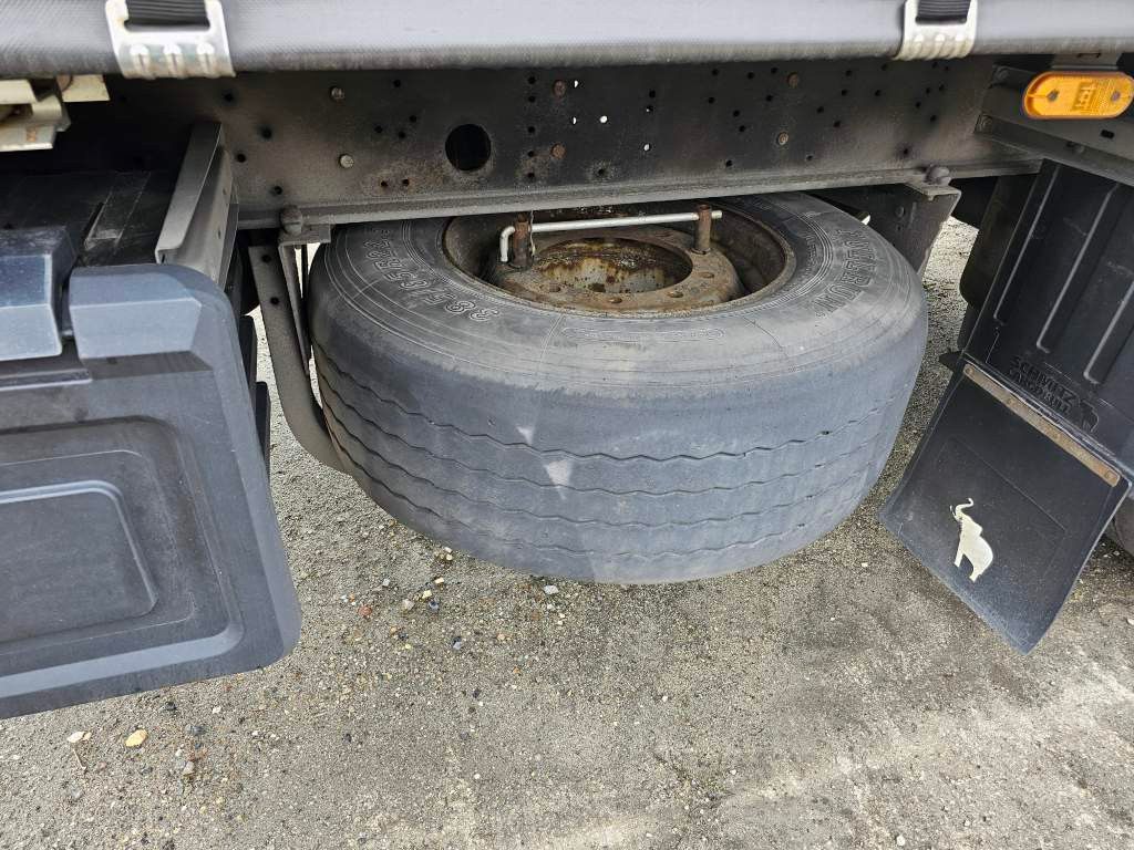 Fahrzeugabbildung Schmitz Cargobull Gardine, 9,00 m Coiler, Chassis feuerverzinkt