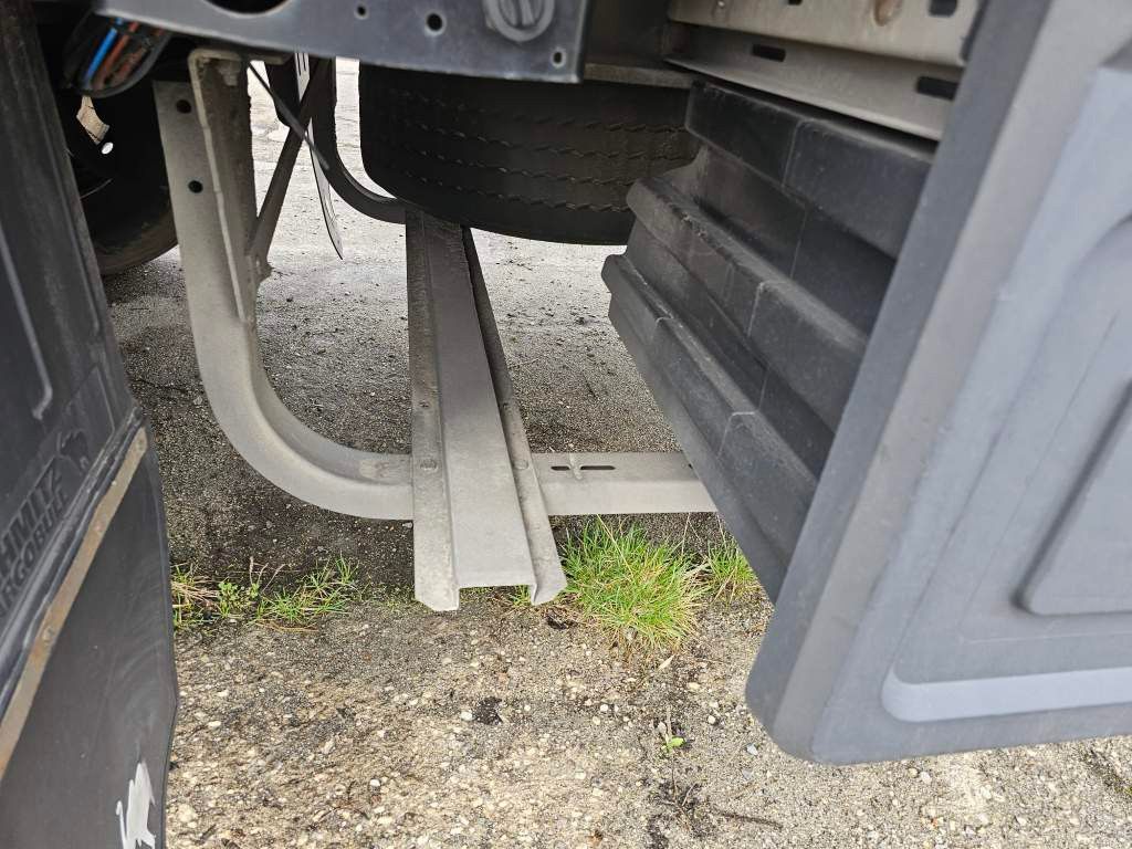 Fahrzeugabbildung Schmitz Cargobull Gardine, 9,00 m Coiler, Chassis feuerverzinkt