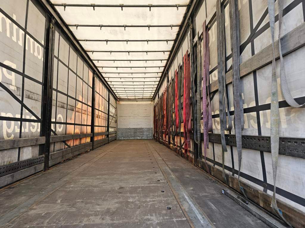 Fahrzeugabbildung Schmitz Cargobull Gardine, 9,00 m Coiler, Chassis feuerverzinkt