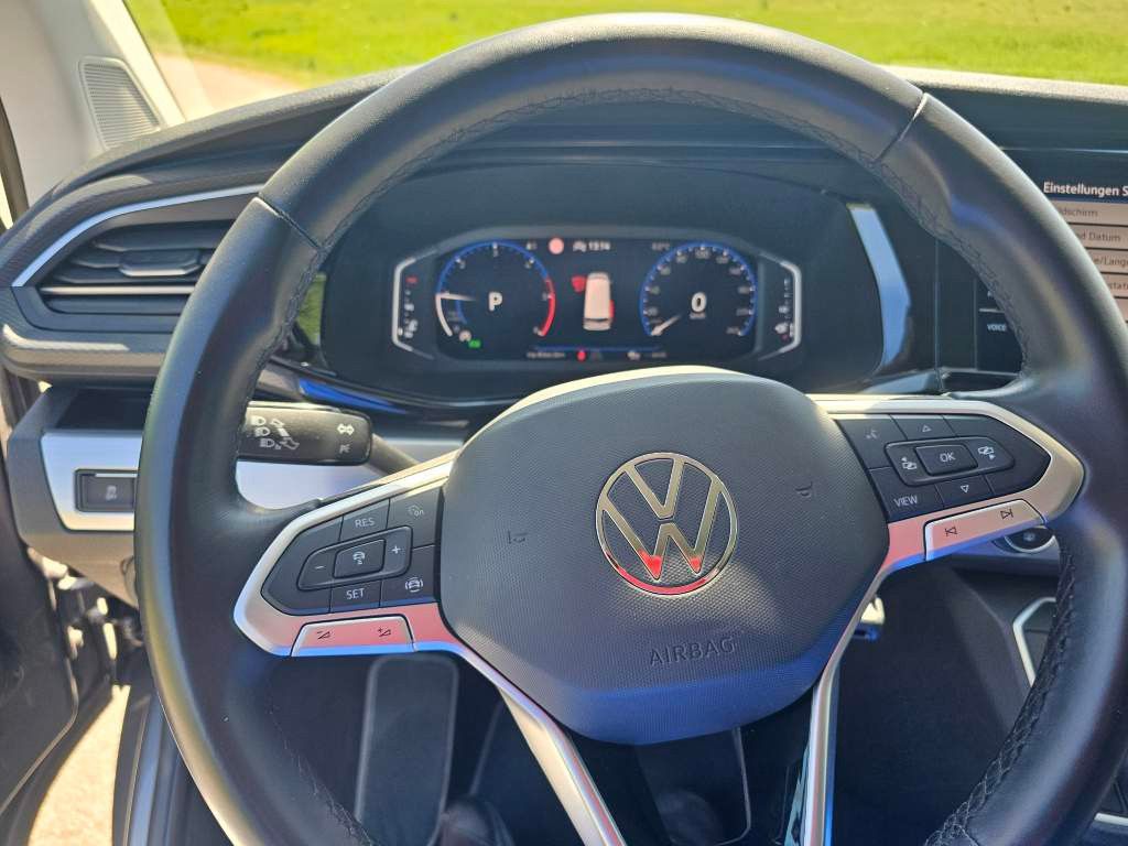 Fahrzeugabbildung Volkswagen T6 Multivan Motion. Mwst. ausweisbar