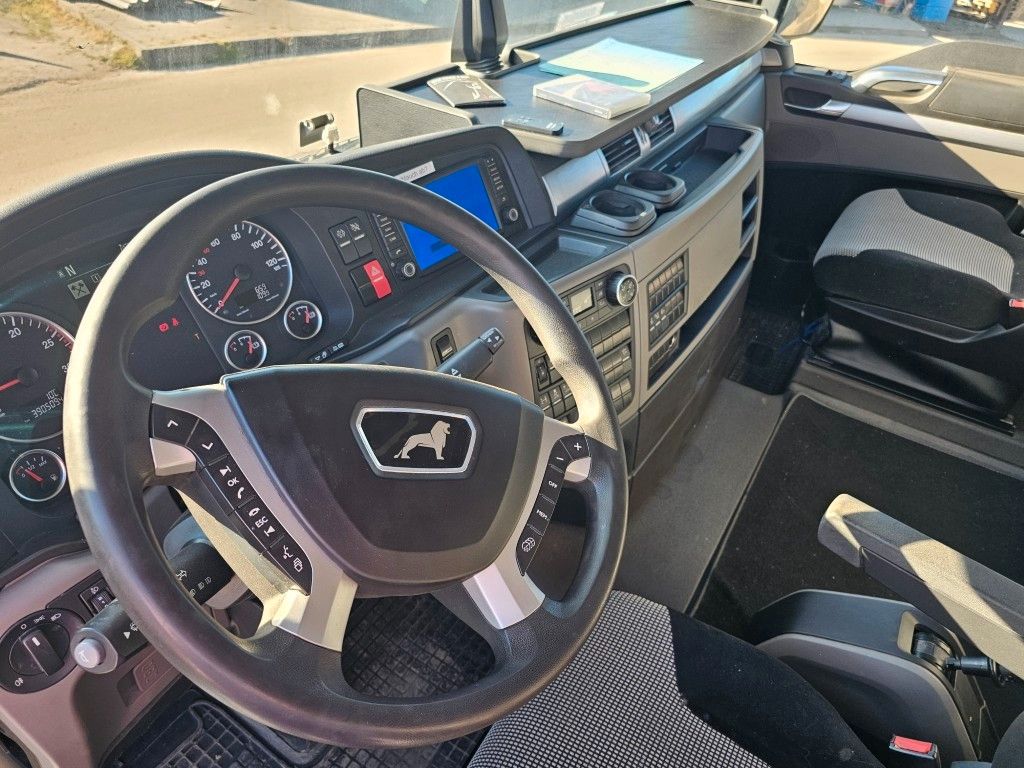 Fahrzeugabbildung MAN 18.510 TGX mit Drum Kompressor + 2 Kreis Hydr.