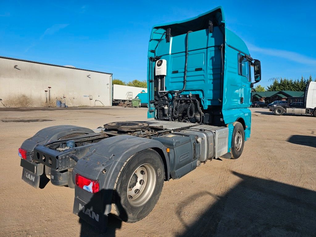 Fahrzeugabbildung MAN 18.510 TGX mit Drum Kompressor + 2 Kreis Hydr.