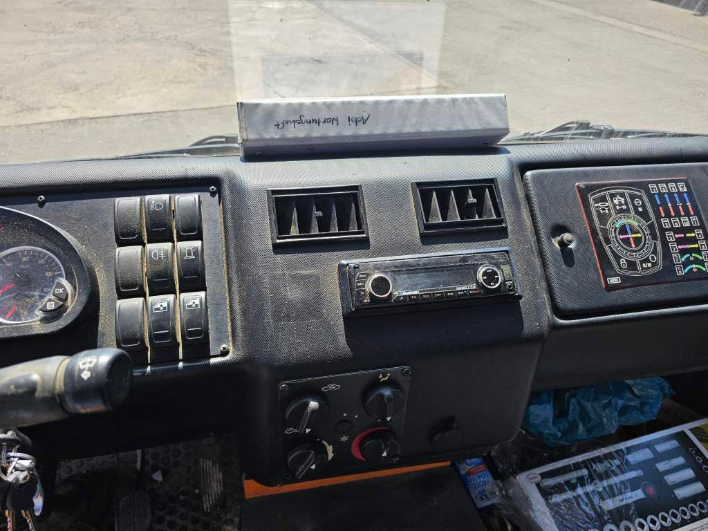 Fahrzeugabbildung Andere Aebi 4x4, 720,740,750 3-S-Kipper, Kommunal Anbau