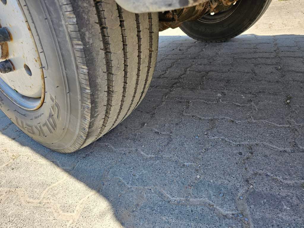 Fahrzeugabbildung Andere Aebi 4x4, 720,740,750 3-S-Kipper, Kommunal Anbau