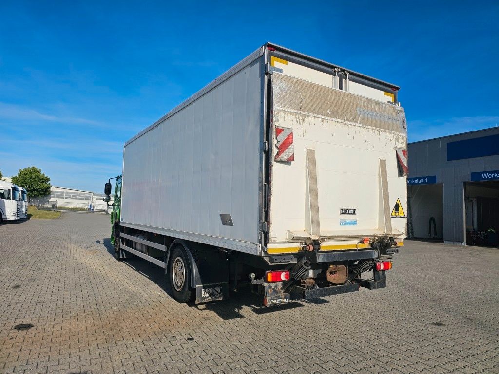 Fahrzeugabbildung DAF CF 300, 19 to, Koffer 7.300 mm, Türen + Ladebord