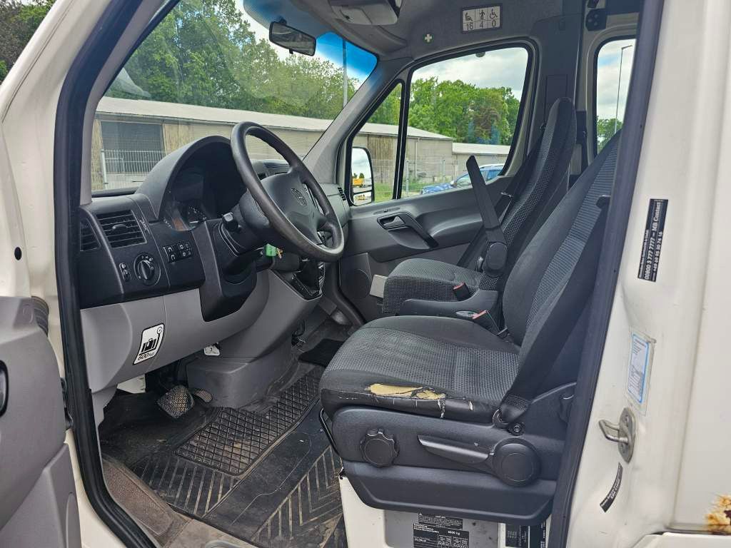 Fahrzeugabbildung Mercedes-Benz Transfer 45, Sprinter 516 CDI, hydr. Tür, 16+1