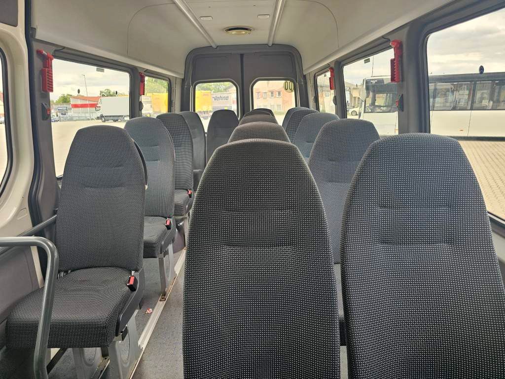 Fahrzeugabbildung Mercedes-Benz Transfer 45, Sprinter 516 CDI, hydr. Tür, 16+1