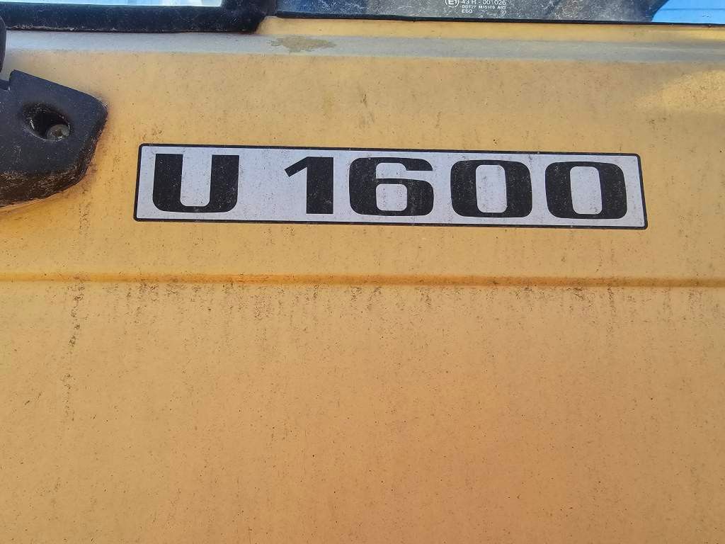 Fahrzeugabbildung Unimog U 1600 Zweis-Wege-Fahrzeug, neues Getriebe