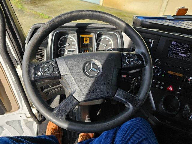 Fahrzeugabbildung Mercedes-Benz 1843 LL, Dachsp,Seitenfender,2 Tanks,Retarder
