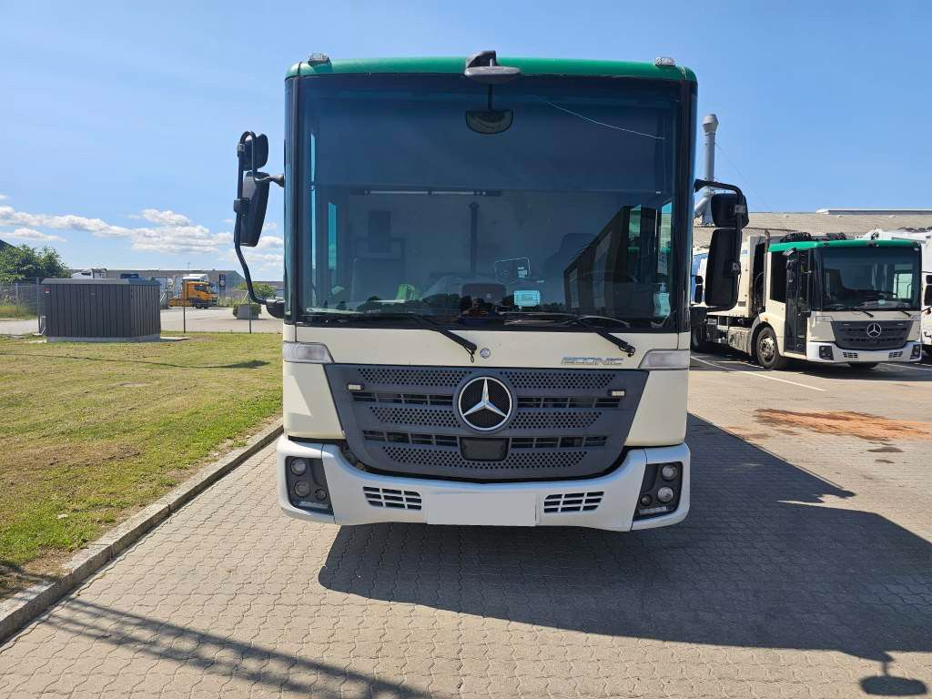 Fahrzeugabbildung Mercedes-Benz 2630, 2 Kammern, Norba 19 cbm Euro 6, Diesel