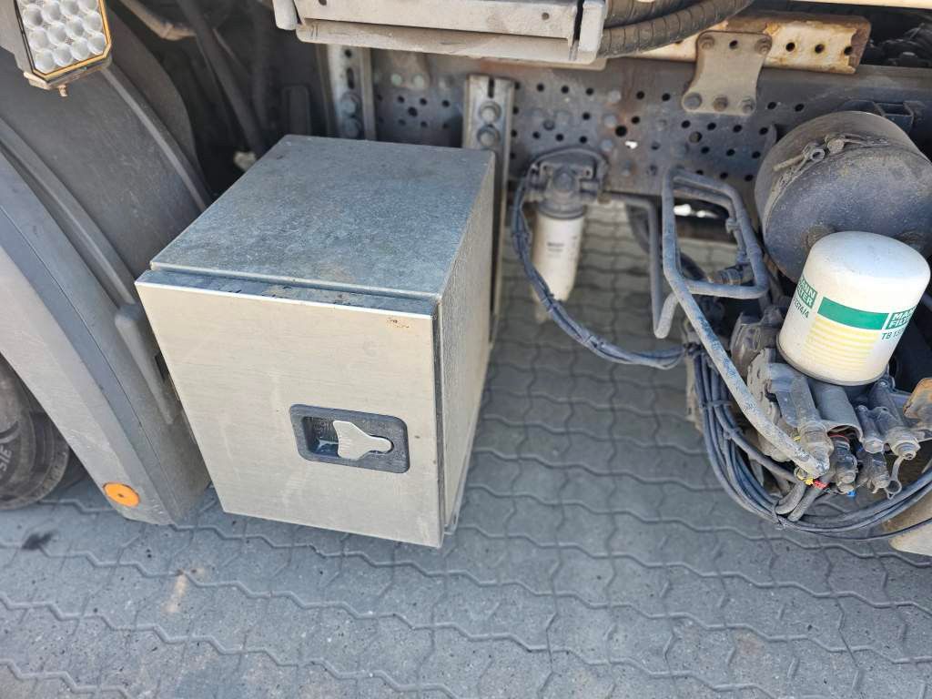 Fahrzeugabbildung Mercedes-Benz 2630, 2 Kammern, Norba 19 cbm Euro 6, Diesel