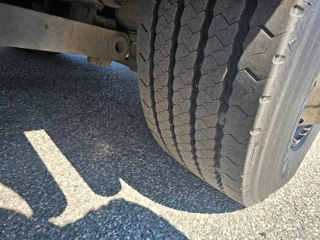 Fahrzeugabbildung Mercedes-Benz 2630, 21 cbm, 2 Kammern,  Euro 6, Diesel
