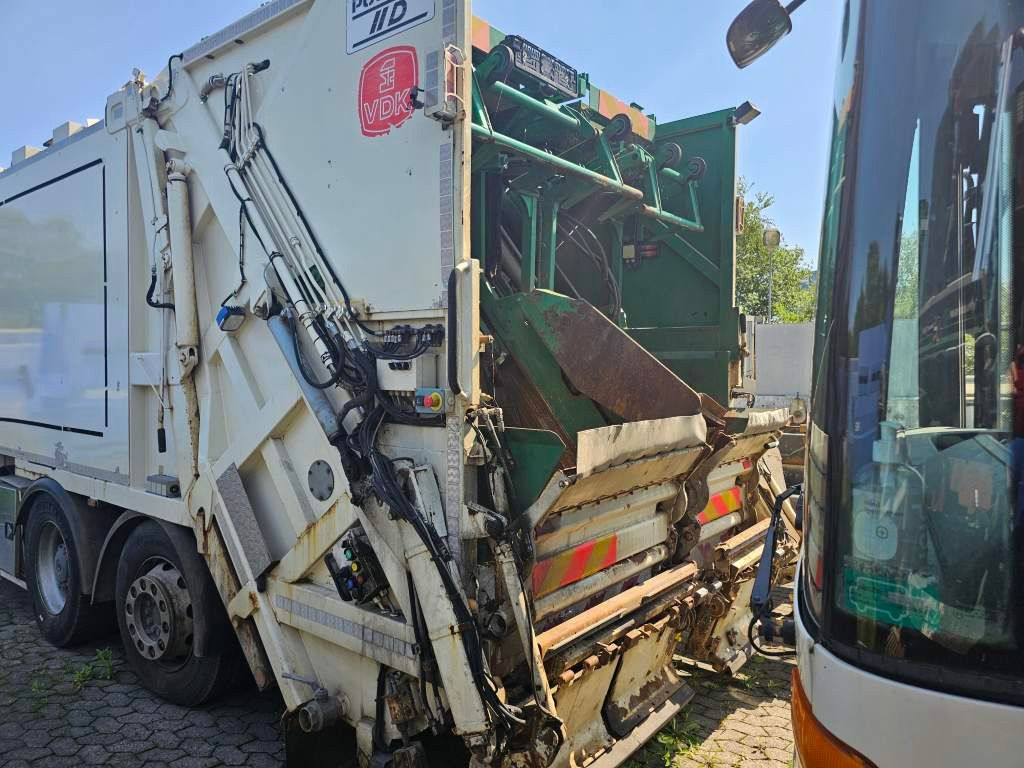 Fahrzeugabbildung Mercedes-Benz 2630, 2 Kammern, 21 cbm , Euro 6, Diesel