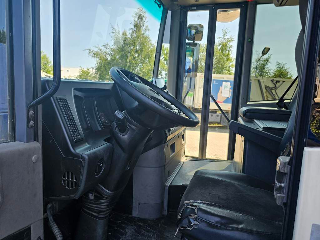 Fahrzeugabbildung Mercedes-Benz 2630, 2 Kammern, 21 cbm , Euro 6, Diesel