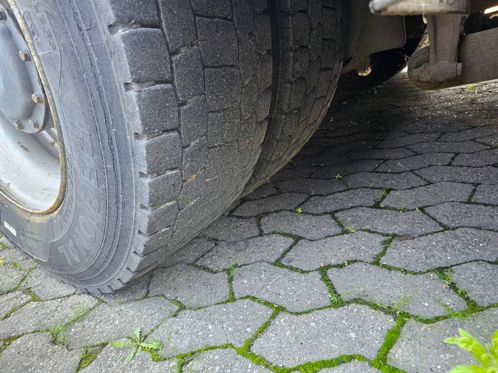 Fahrzeugabbildung Mercedes-Benz 2630, 2 Kammern, 21 cbm , Euro 6, Diesel