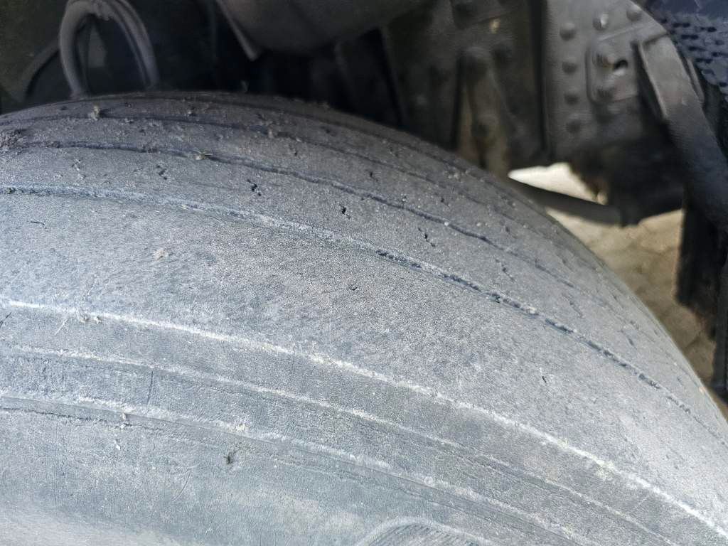 Fahrzeugabbildung Mercedes-Benz 2630, 2 Kammern, 21 cbm , Euro 6, Diesel