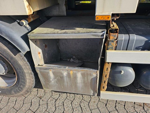 Fahrzeugabbildung Mercedes-Benz 2630, 2 Kammern, 21 cbm, Euro 6, Diesel