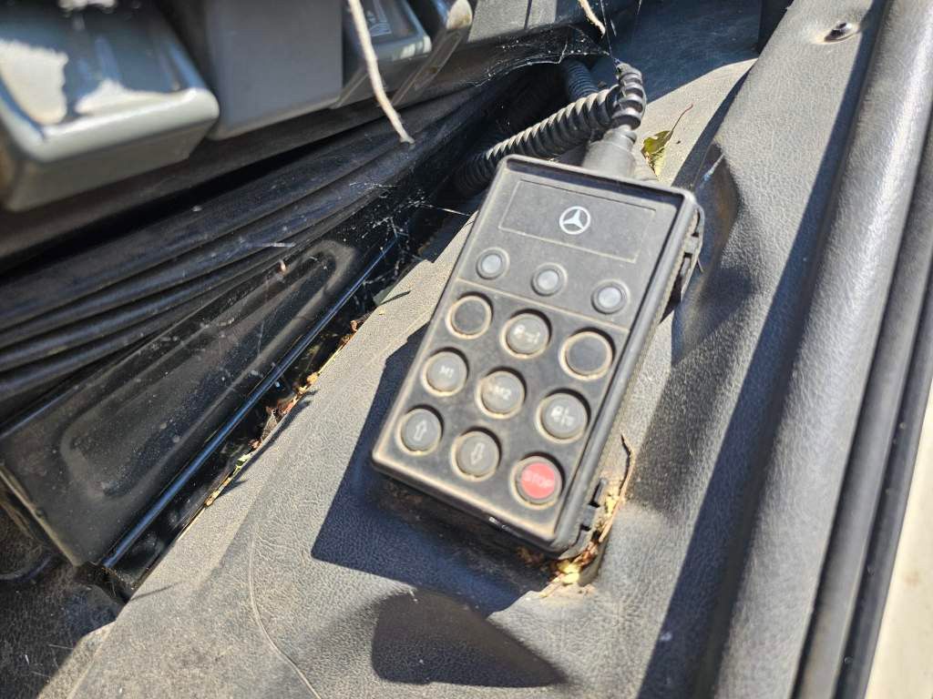 Fahrzeugabbildung Mercedes-Benz 1524, 2 Kammern, Geesink-Norba, Diesel