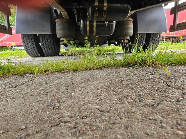 Fahrzeugabbildung MAN 8.240 TGL, Ausziehrampen, Seilwinde