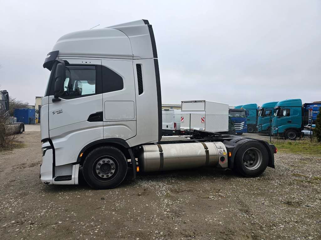 Fahrzeugabbildung Iveco 460 S-Way, LNG, Standklima, Klima Automat