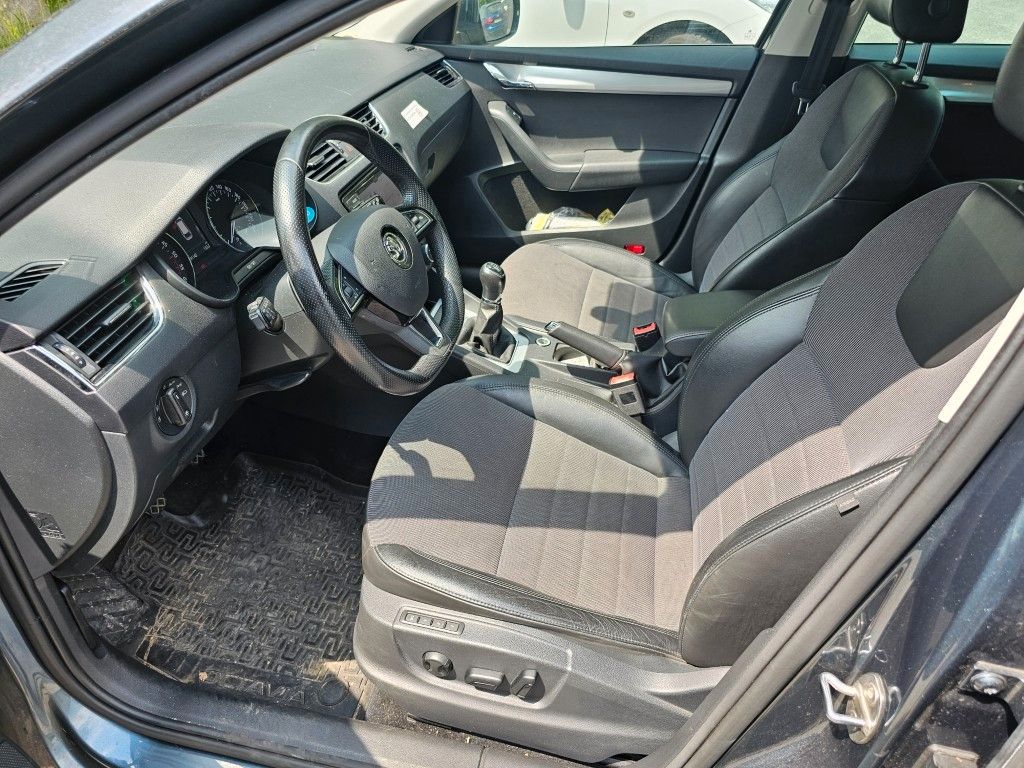 Fahrzeugabbildung SKODA Octavia Kombi 2,0 TDI, Mwst. ausweisbar