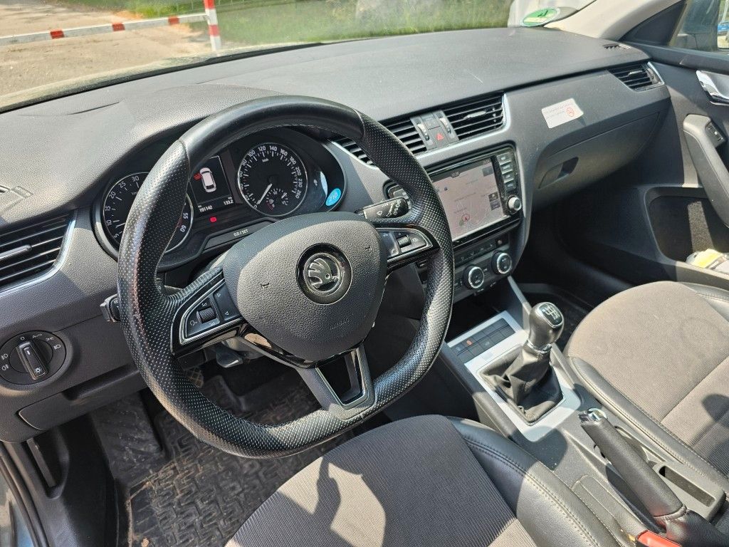 Fahrzeugabbildung SKODA Octavia Kombi 2,0 TDI, Mwst. ausweisbar