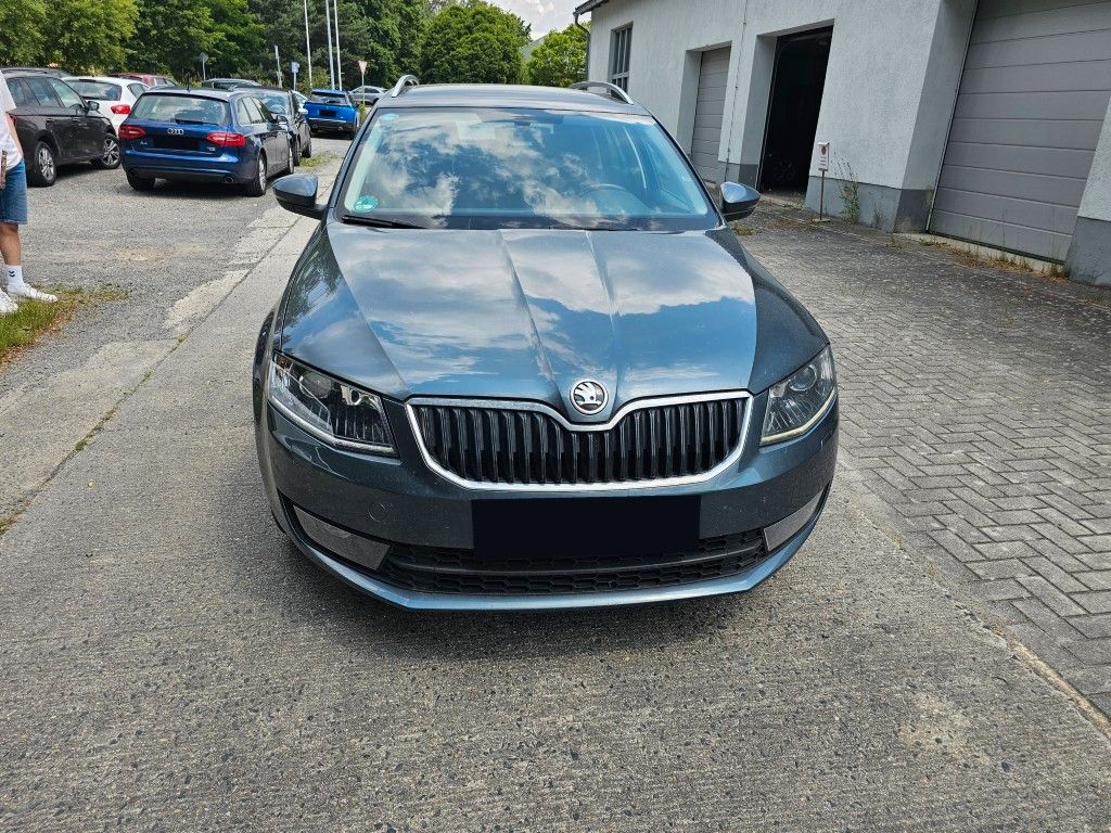Fahrzeugabbildung SKODA Octavia Kombi 2,0 TDI, Mwst. ausweisbar