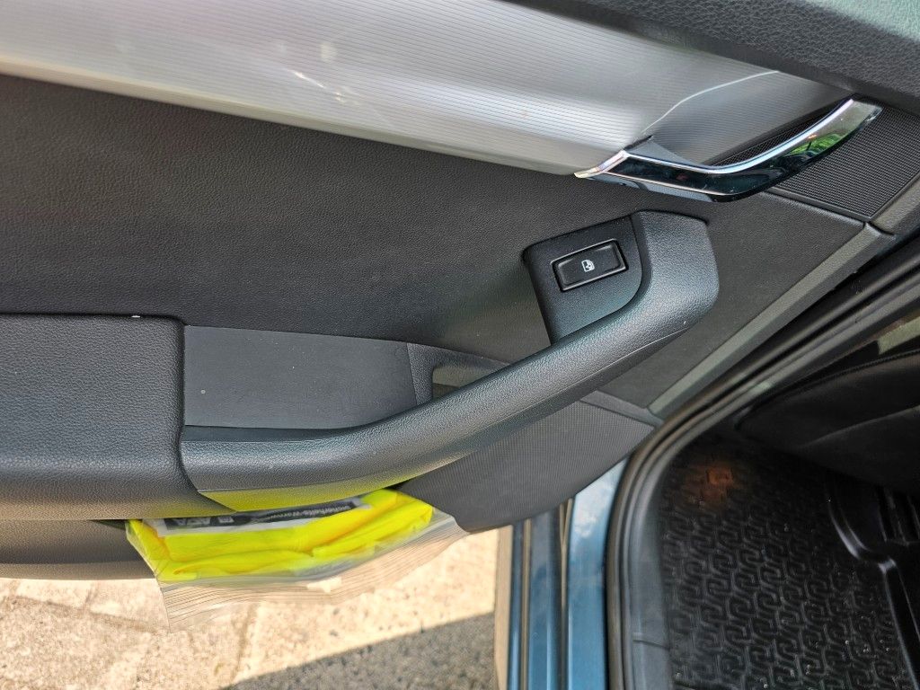 Fahrzeugabbildung SKODA Octavia Kombi 2,0 TDI, Mwst. ausweisbar