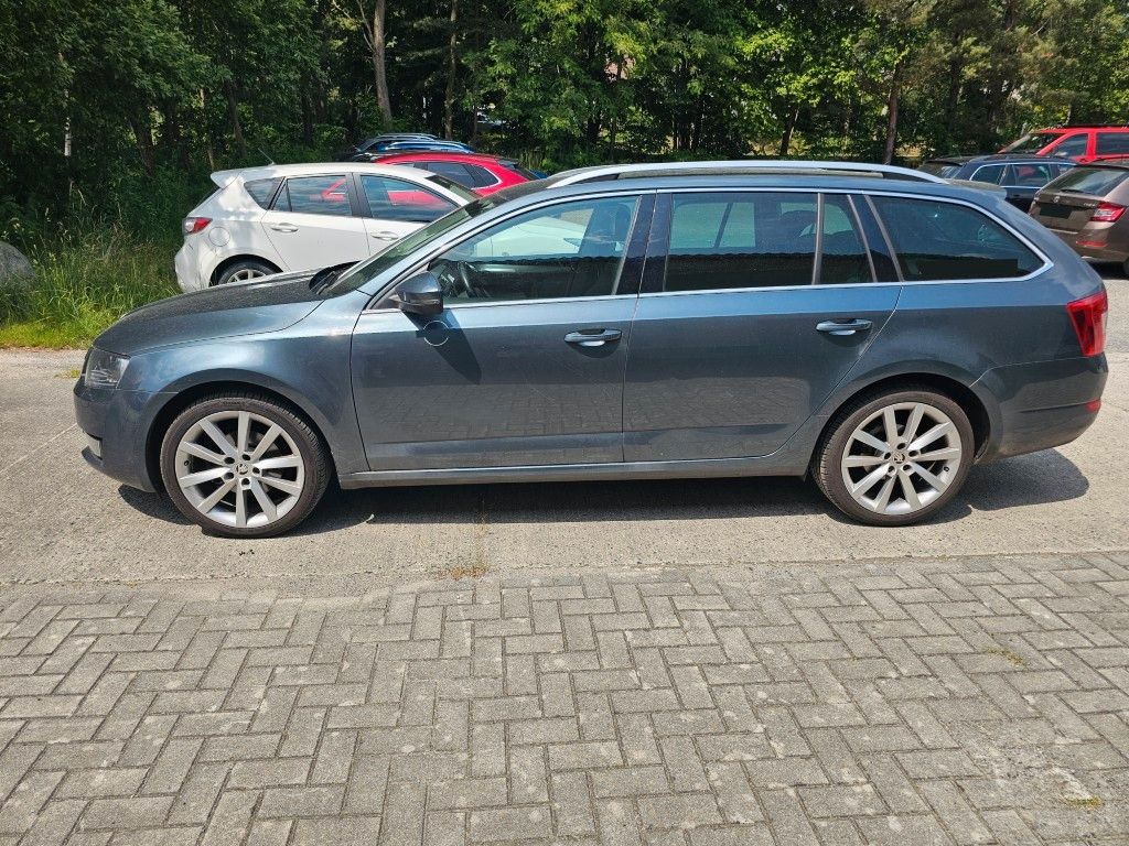 Fahrzeugabbildung SKODA Octavia Kombi 2,0 TDI, Mwst. ausweisbar