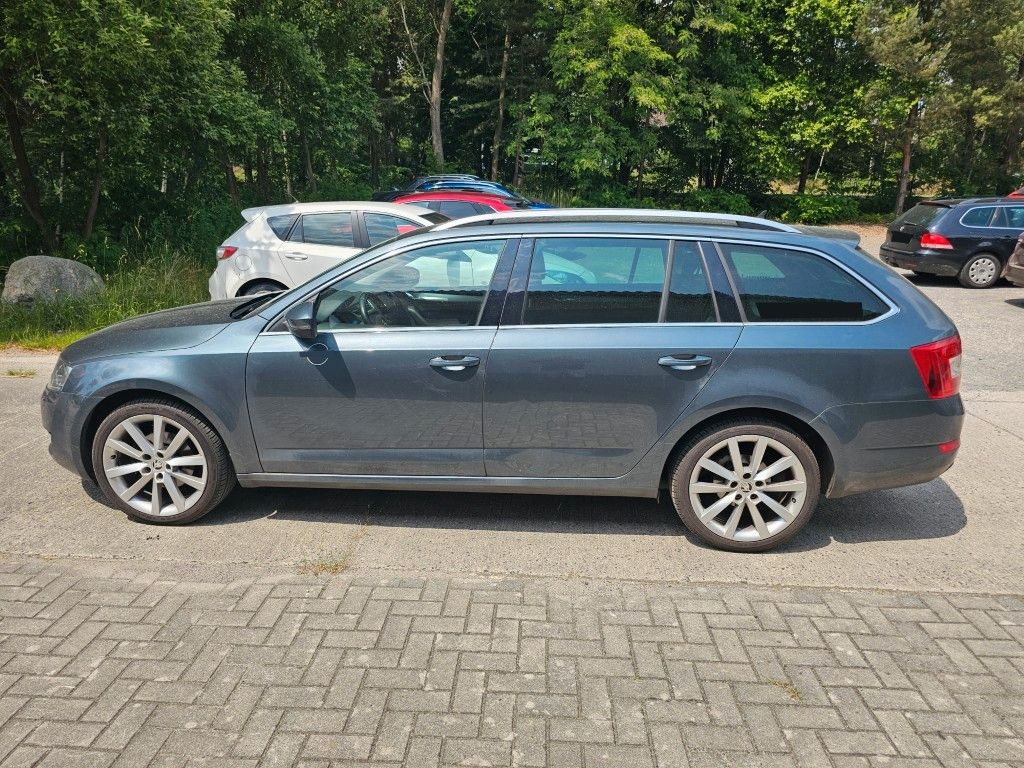 Fahrzeugabbildung SKODA Octavia Kombi 2,0 TDI, Mwst. ausweisbar