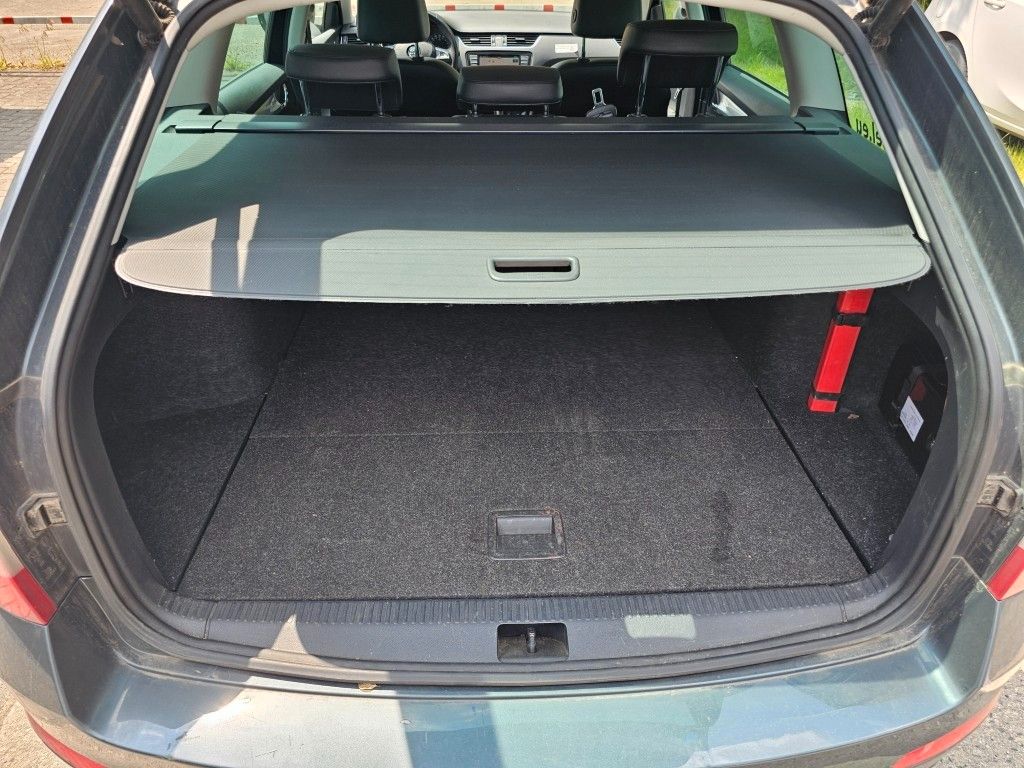 Fahrzeugabbildung SKODA Octavia Kombi 2,0 TDI, Mwst. ausweisbar