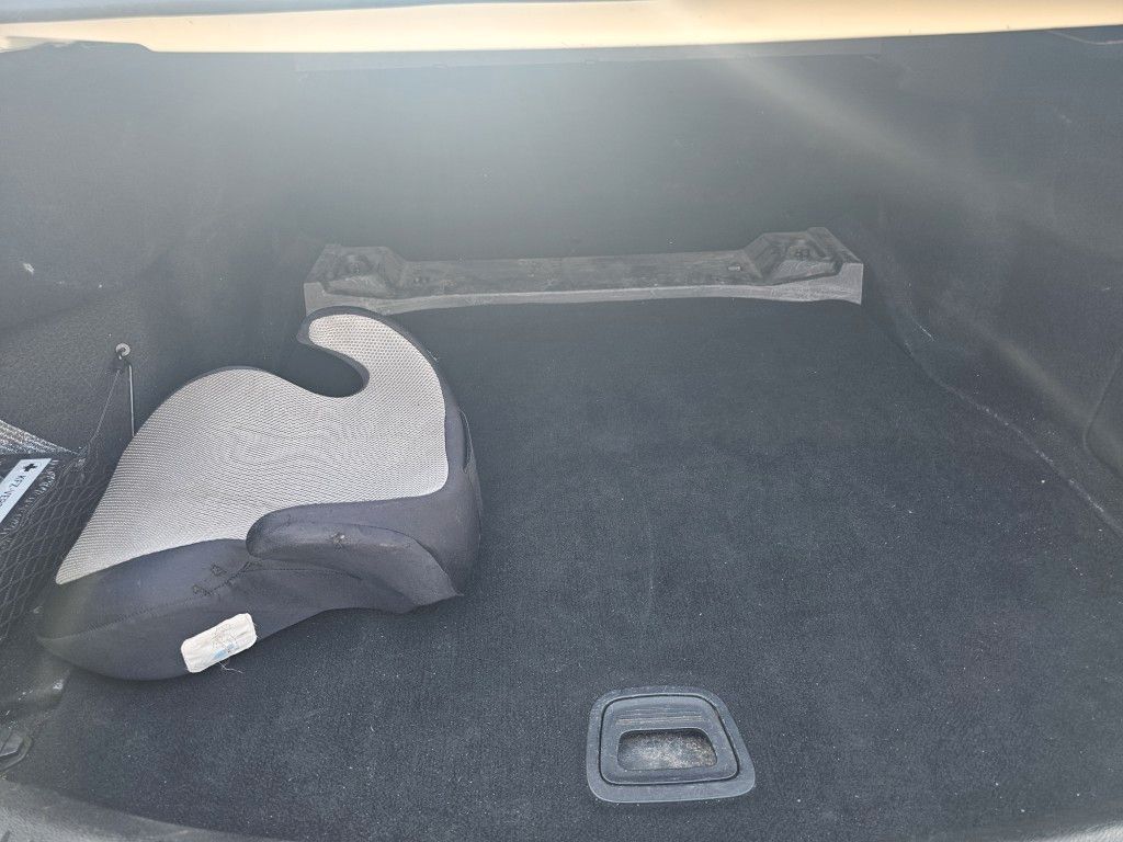 Fahrzeugabbildung Mercedes-Benz E 200