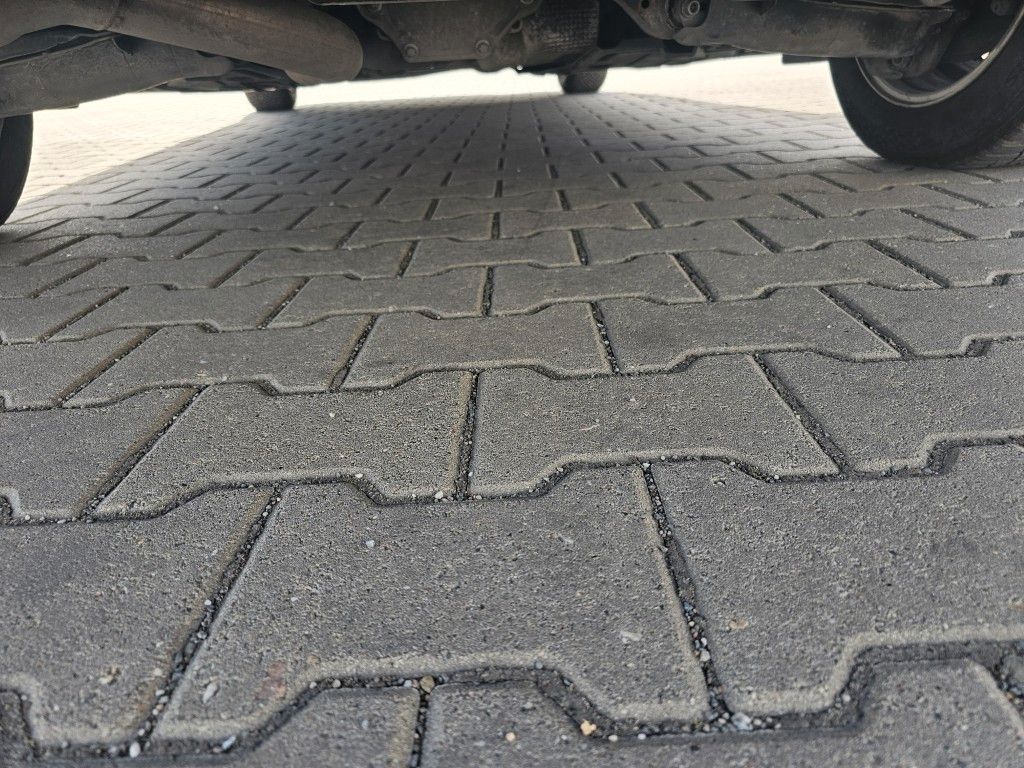 Fahrzeugabbildung Mercedes-Benz E 200