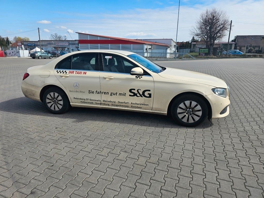 Fahrzeugabbildung Mercedes-Benz E 200
