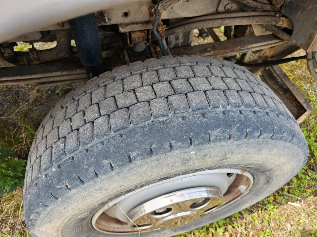 Fahrzeugabbildung Andere Bucher/ Aebi BU 200 4x4 3-Seiten-Kipper