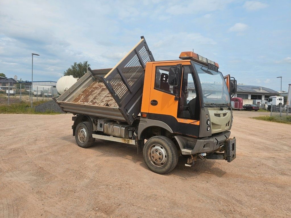 Fahrzeugabbildung Andere Bucher/ Aebi BU 200 4x4 3-Seiten-Kipper