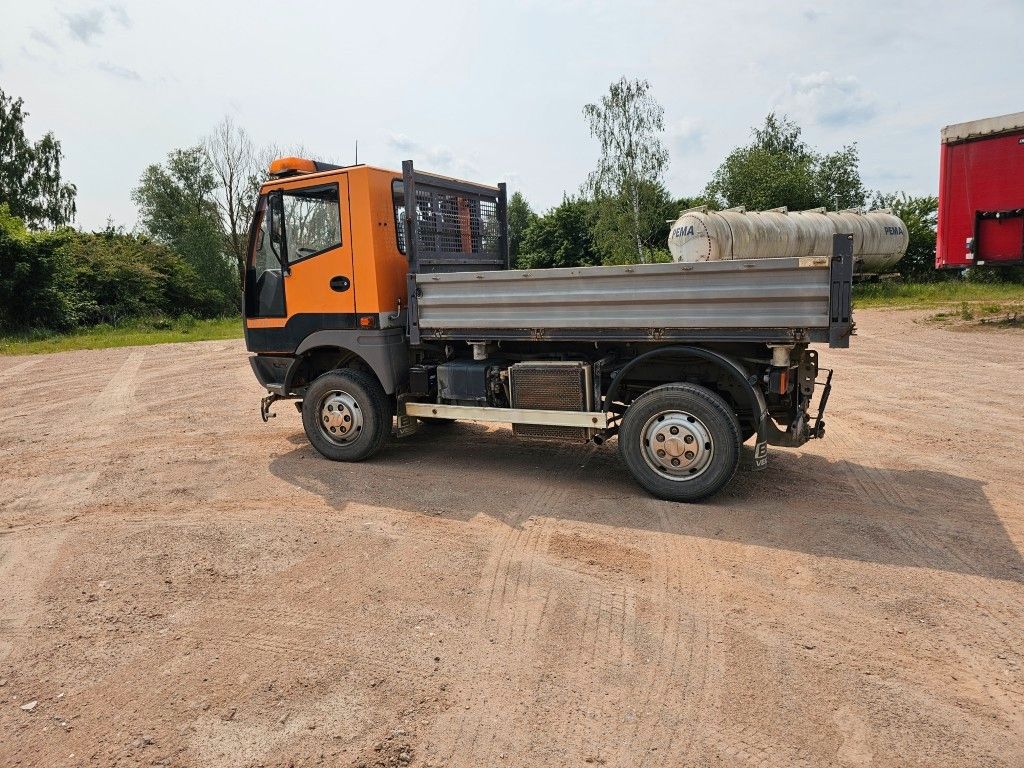 Fahrzeugabbildung Andere Bucher/ Aebi BU 200 4x4 3-Seiten-Kipper
