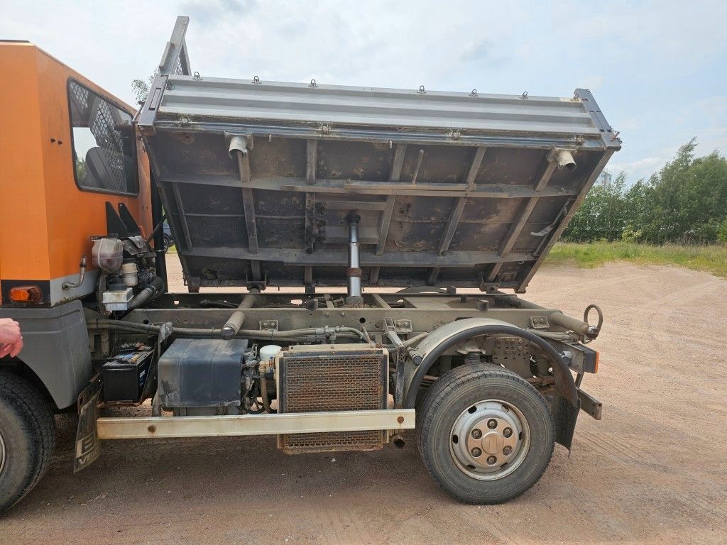 Fahrzeugabbildung Andere Bucher/ Aebi BU 200 4x4 3-Seiten-Kipper